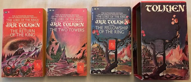 magic-the-gathering-lo-hobbit-controversia-editoriale-artwork-ballantine-books