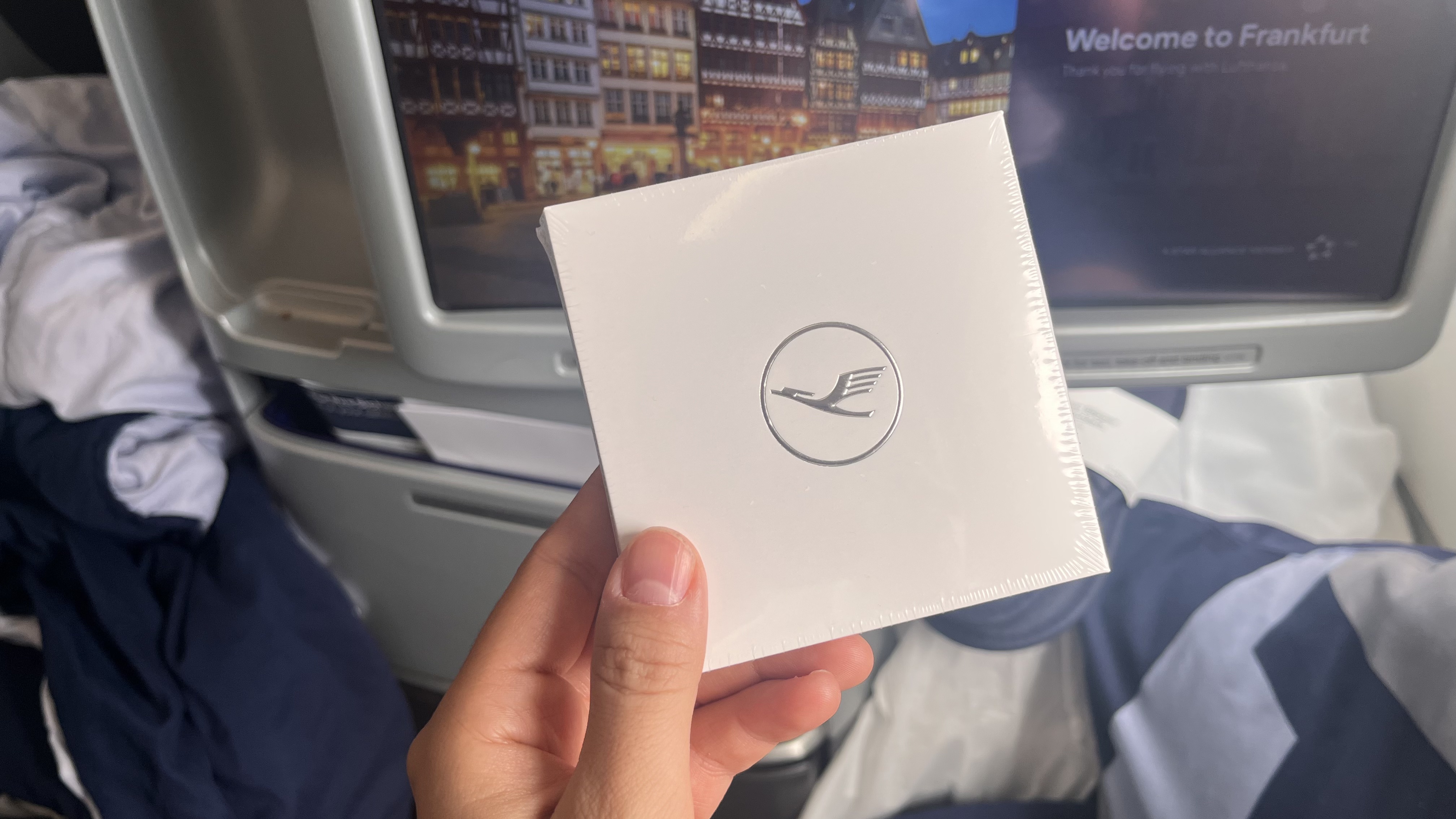 Dolce da asporto in Lufthansa Business Class DEN_FRA su A350